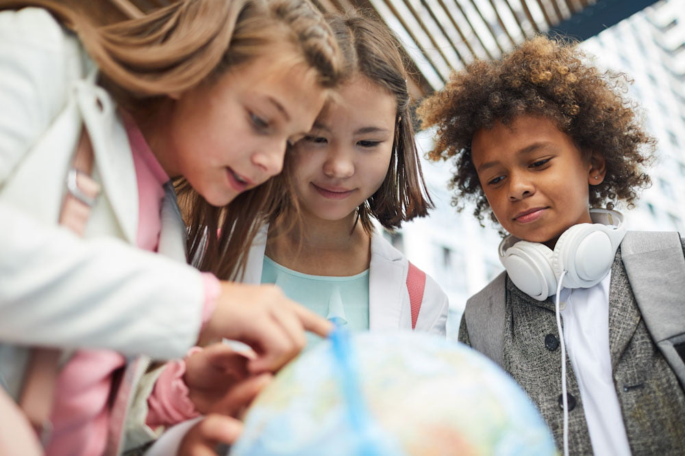 children interested and actively learning